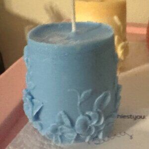 Hand Poured Soy wax Candle : Lemon Berry